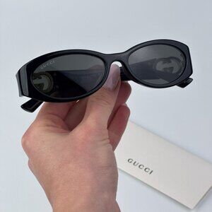 Gucci Women Black Grey Oval BRAND NEW Sunglasses GG1660S 001